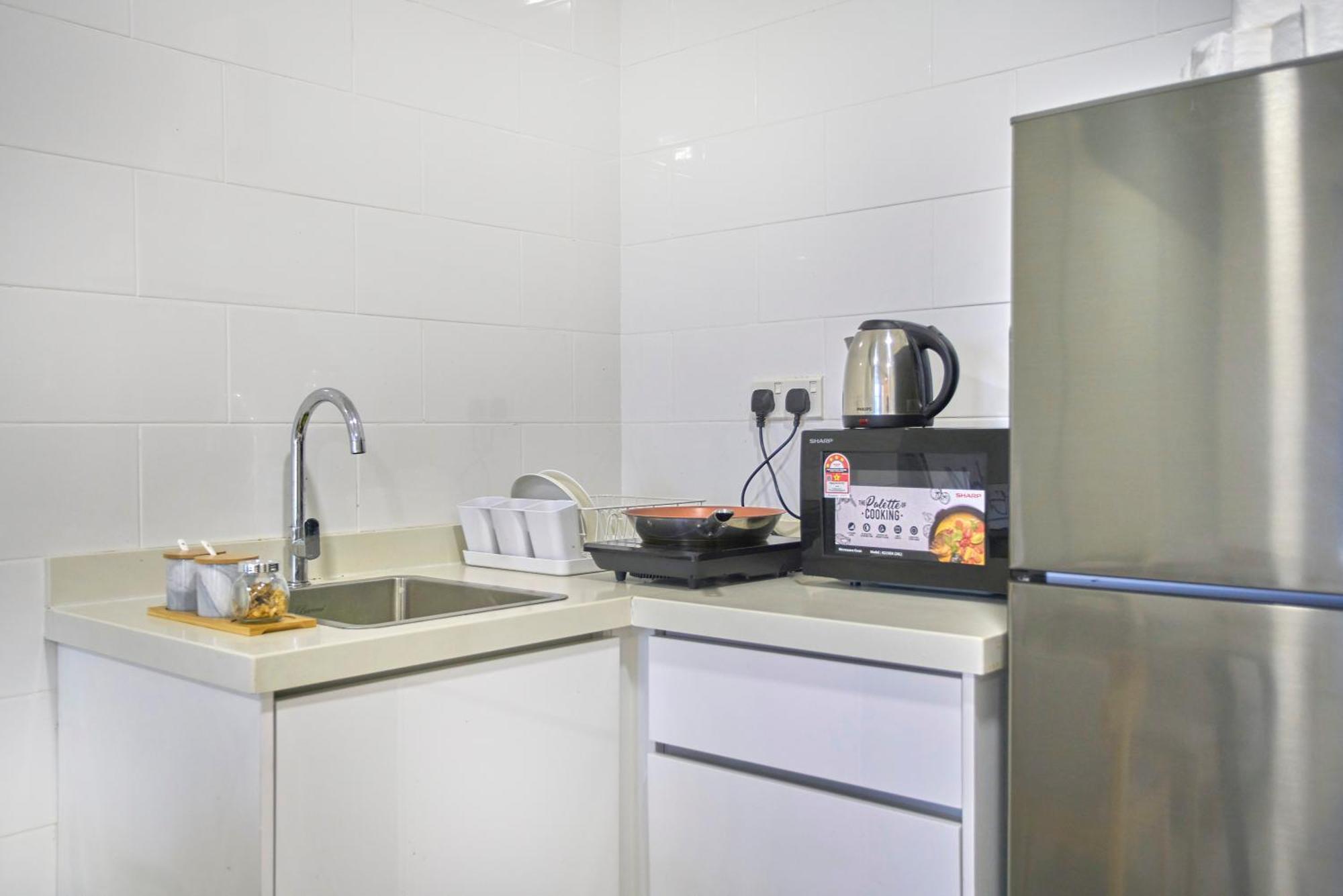 Near Mitec, Arte Mont Kiara By Cobnb Apartment